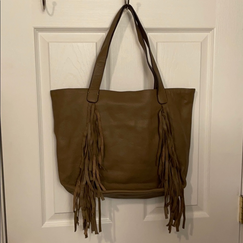 Vince Camuto tote